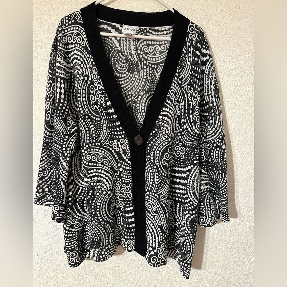 Chico's Black and White Patterned Open Front Cardigan